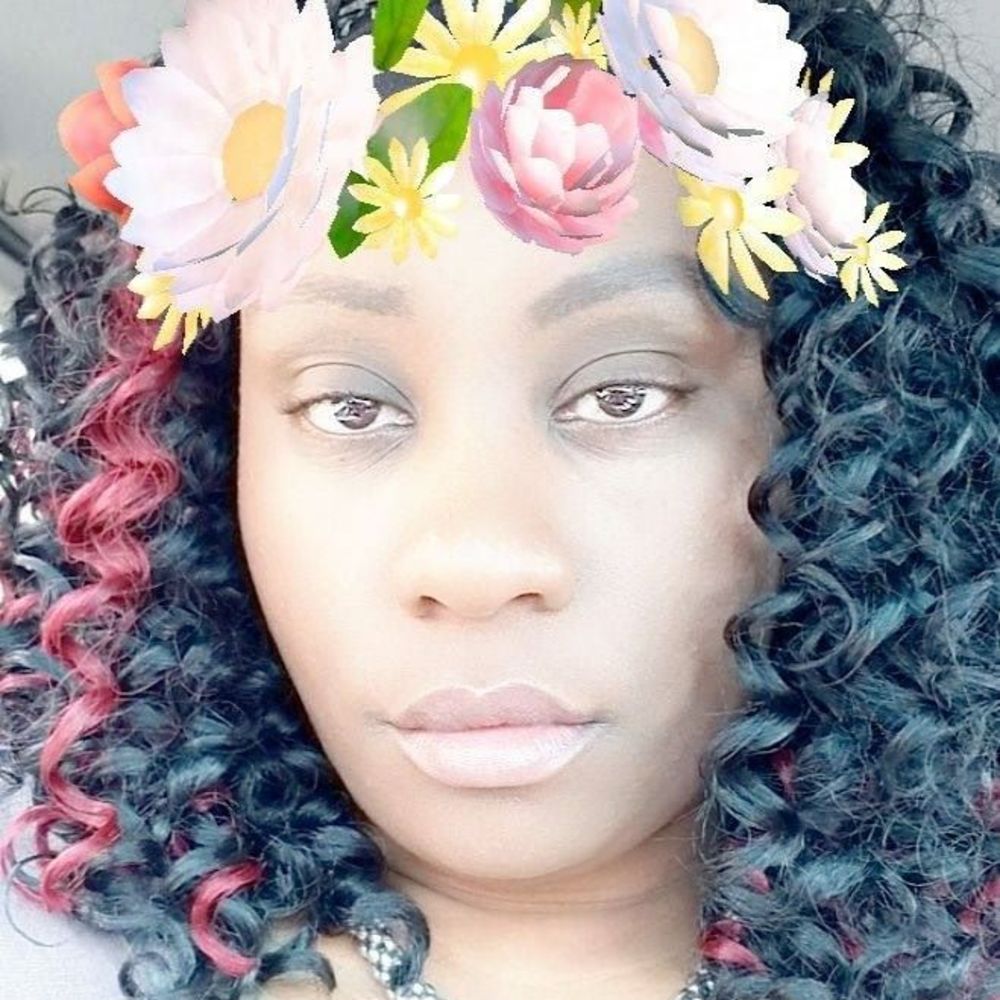 Meet your Posher, Brandi